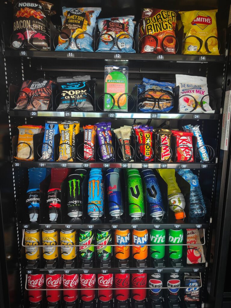 Combo free vending machine